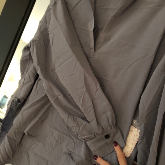 Dusty blue top - Picture 2 of 6